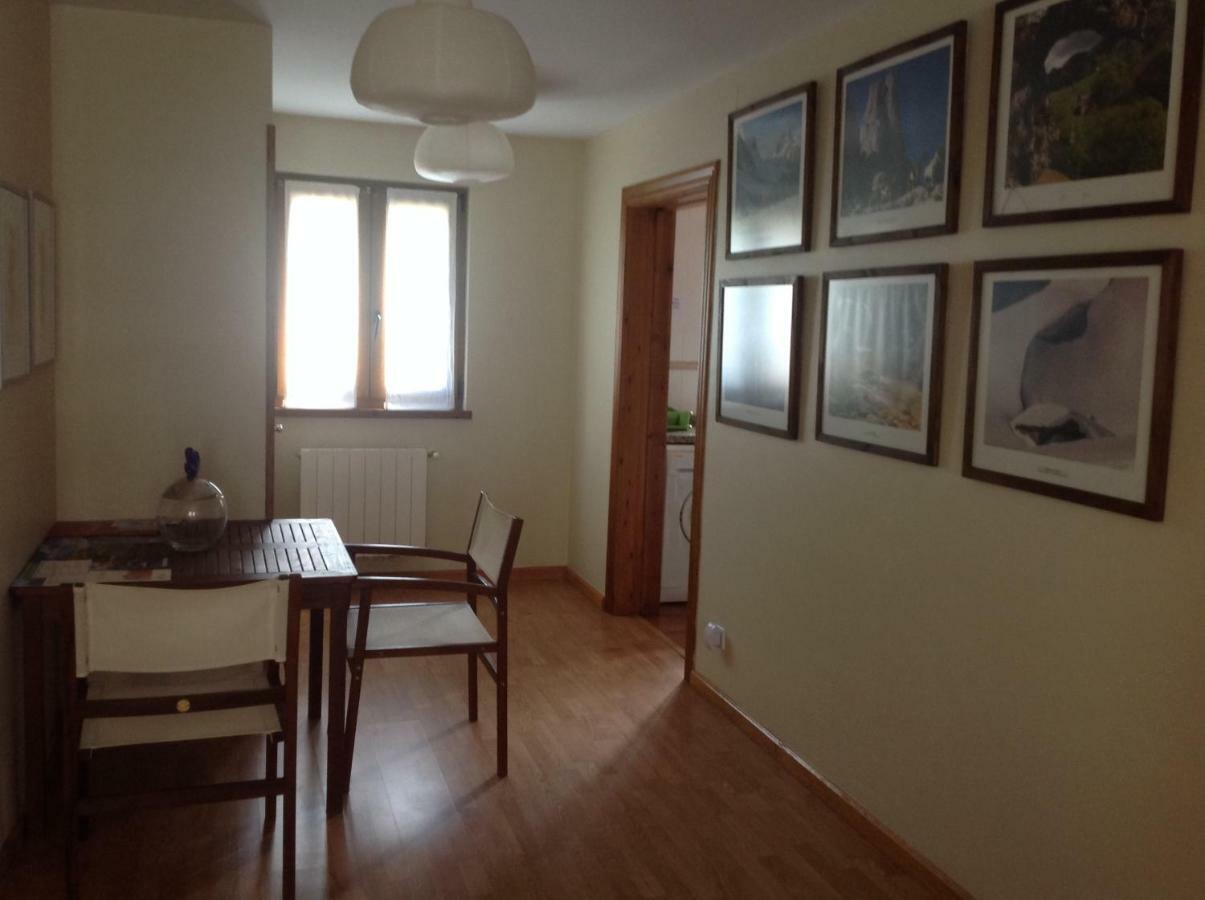 Appartement Casa De La Tila à Arenas De Cabrales Extérieur photo